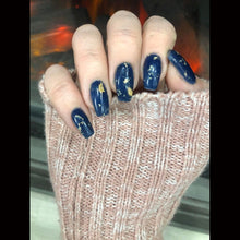 Load image into Gallery viewer, Blue Velvet